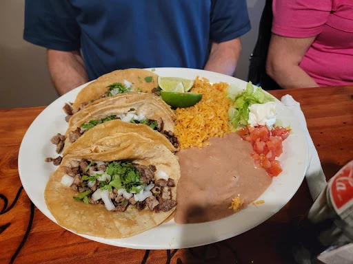 Marilus Family Restaurant Mexican & American food